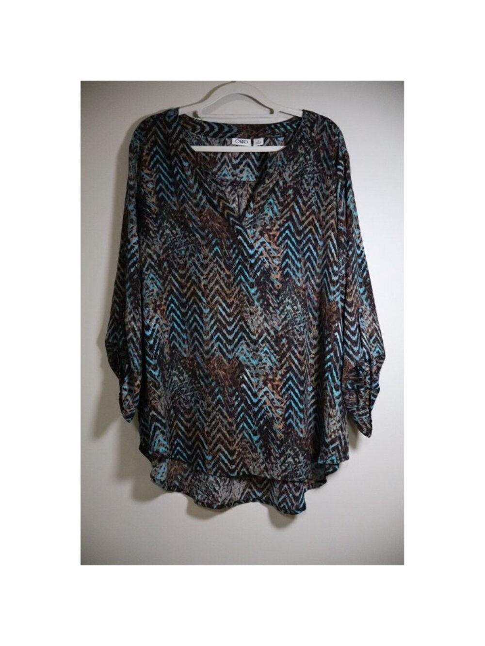 Boho Ikat Chevron Cato Blouse XL Brown Blue Roll Tab V-Neck Top